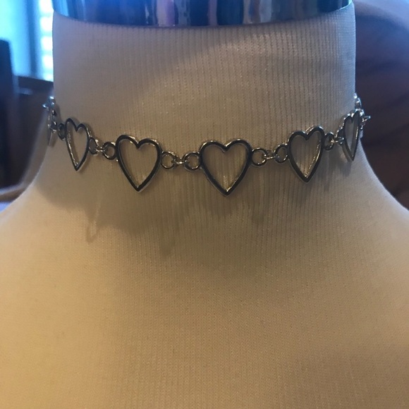 ☝️ONE LEFT! NWT heart chain link choker - Picture 5 of 6